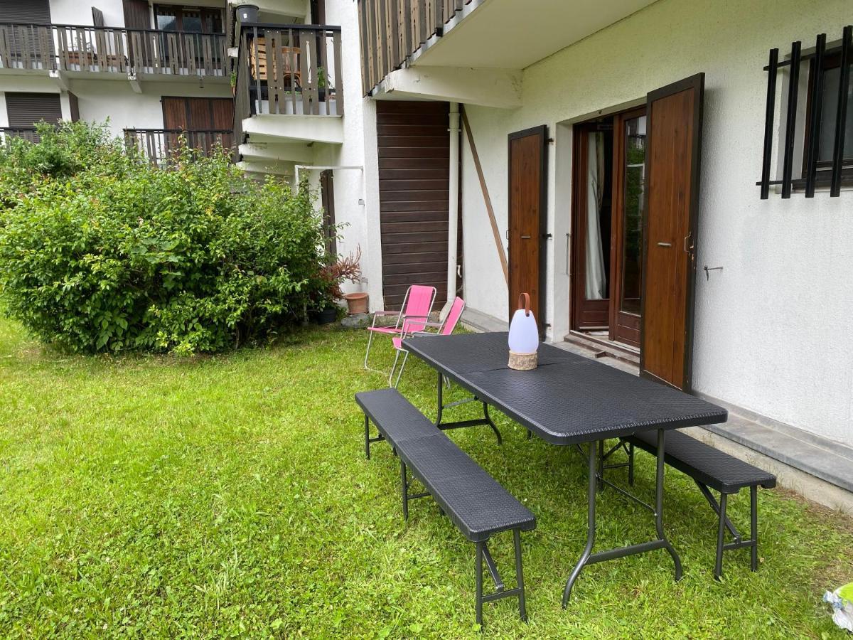 Appartement Style Chalet Avec Grande Terrasse Et Parking Prive Chamonix Esterno foto