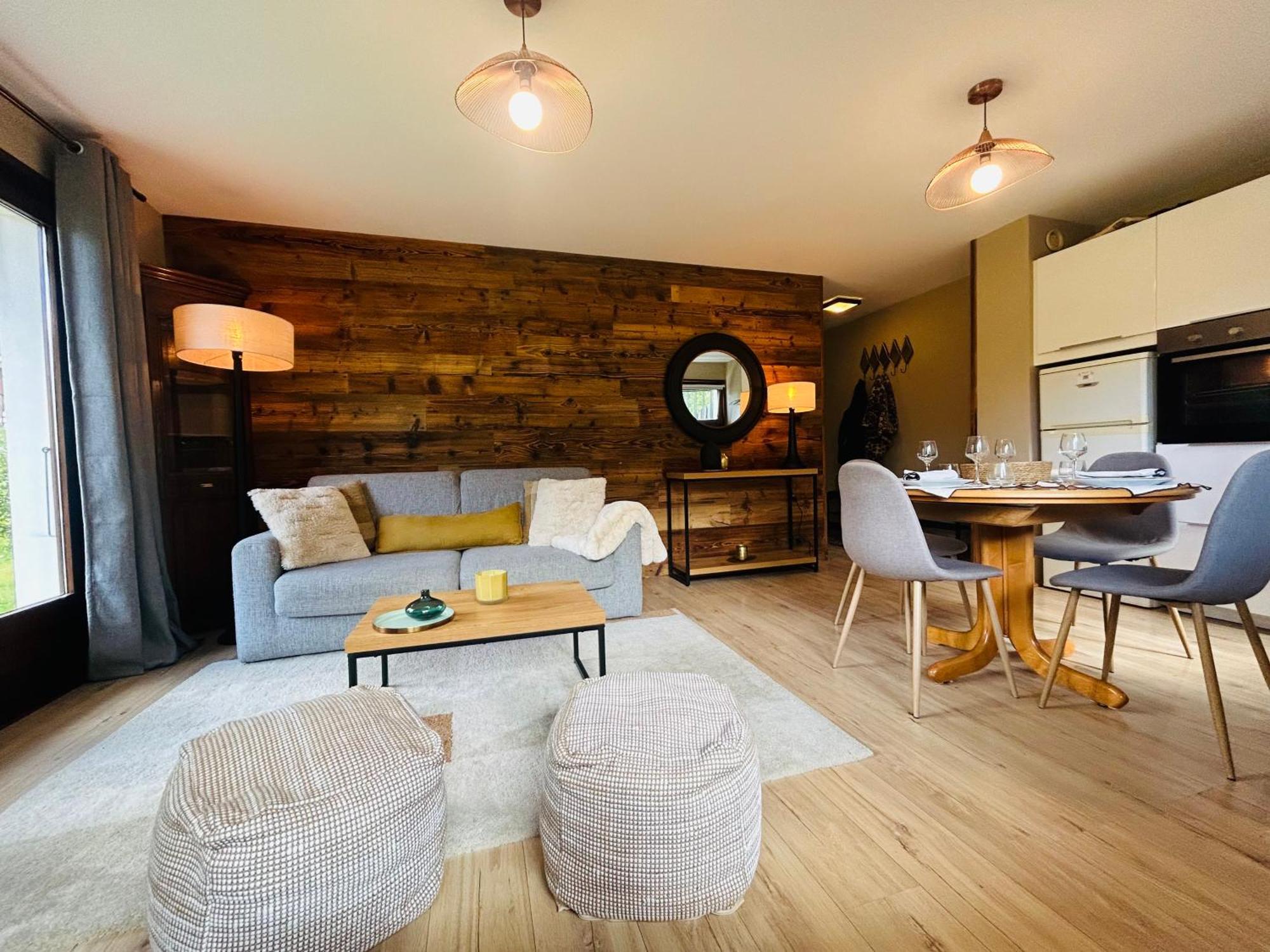 Appartement Style Chalet Avec Grande Terrasse Et Parking Prive Chamonix Esterno foto