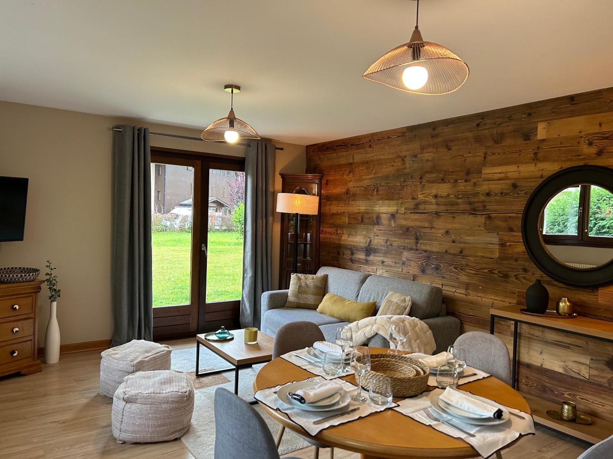 Appartement Style Chalet Avec Grande Terrasse Et Parking Prive Chamonix Esterno foto